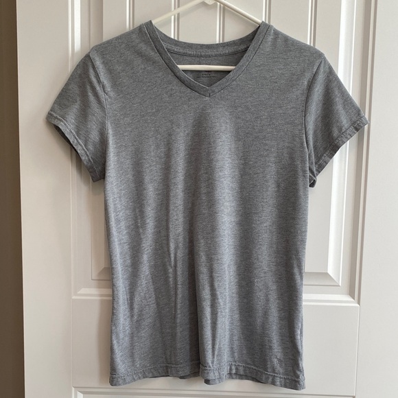 Danskin Now Heather Gray V-Neck Tee - Picture 1 of 5